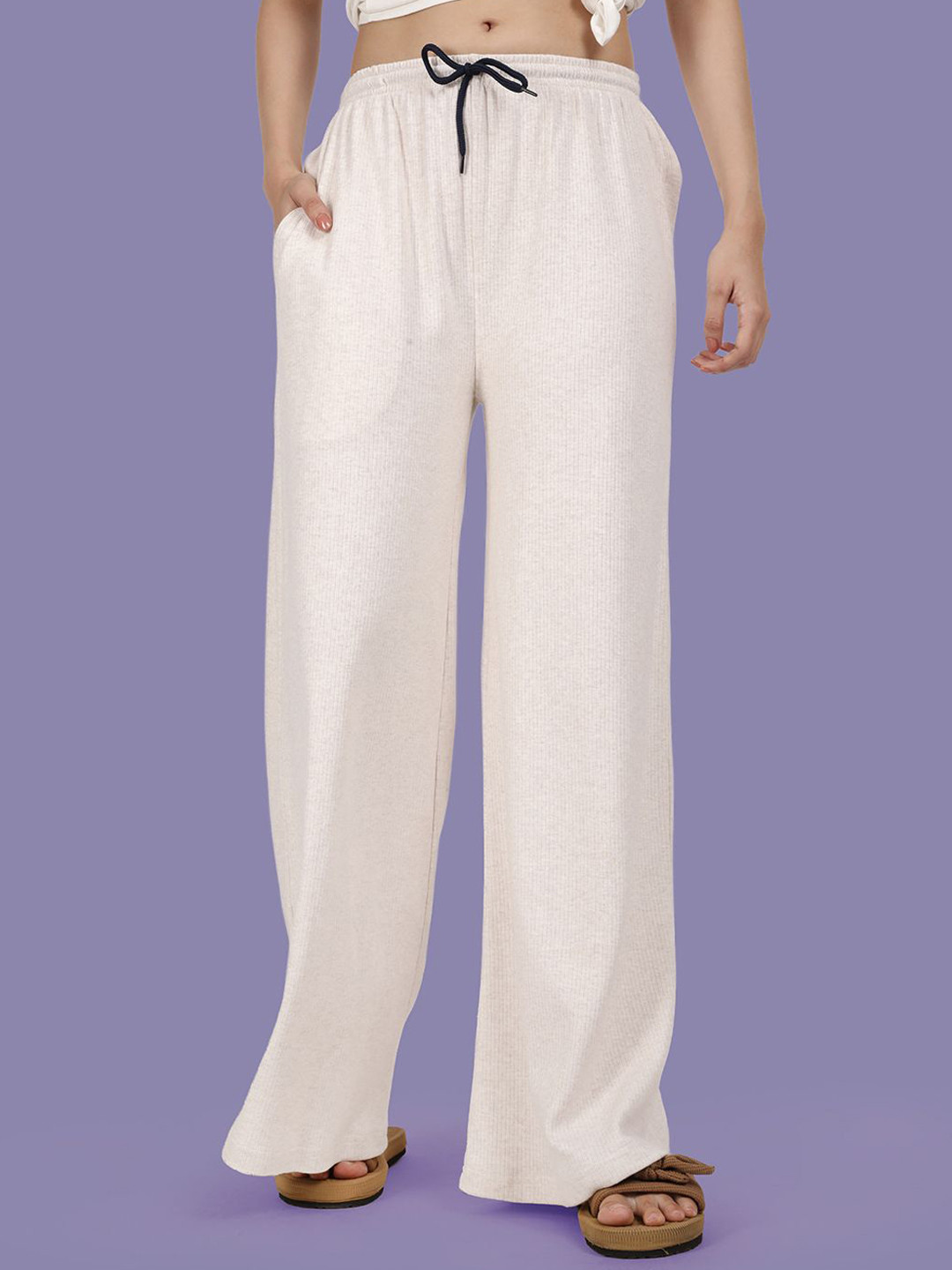 Esplendido Women Solid Pure Cotton Wide-Leg Flared Pyjama