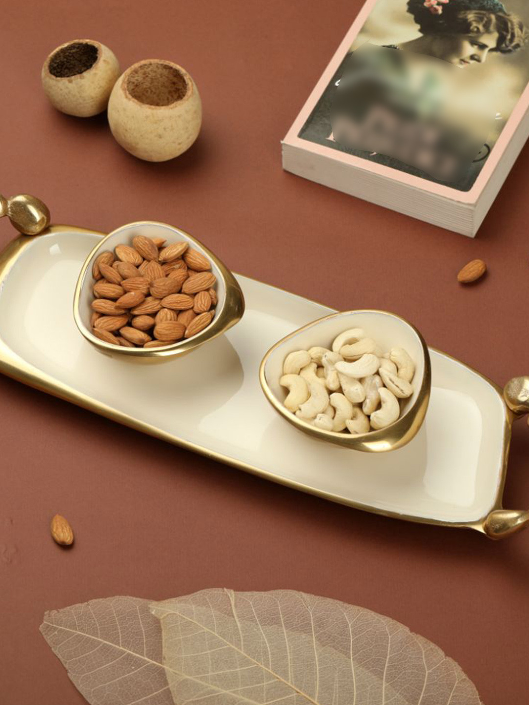 Decor de Maison Stones White & Gold-Toned Metal Tray & Bowls Set