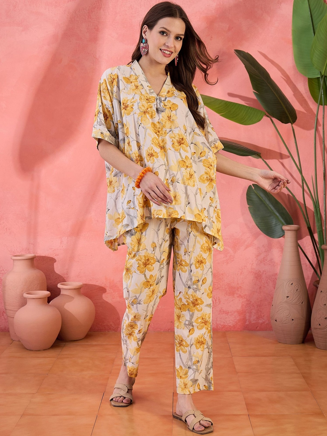 Here & Now Women White & Yellow Floral Printed Loose Fit Style Coord Set