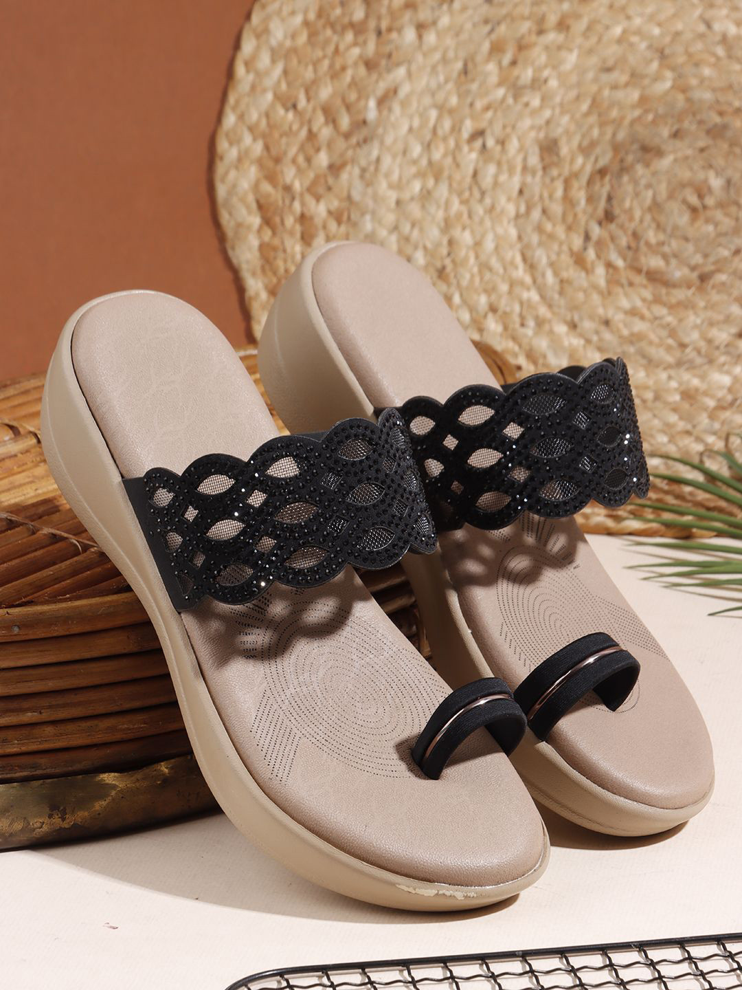 LADOO'S Women Comfort Heels Sandals