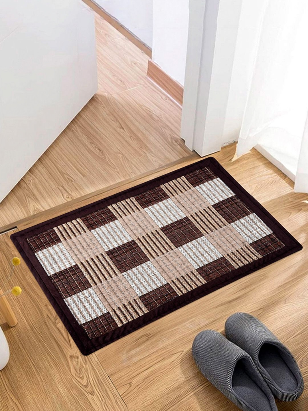 Aura Brown & White Checked Anti-Skid Reversible Entryway Door Mat