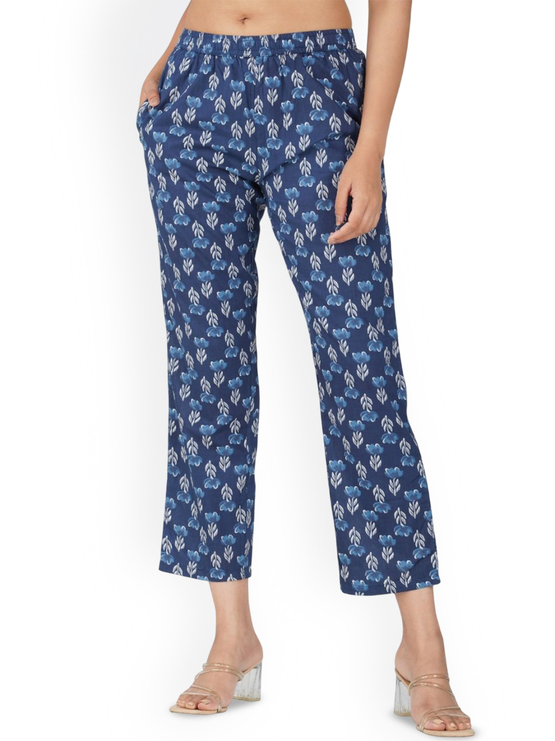 30 Looks Women Dark Midnight Floral Printed Cotton Mid-Rise Trousers