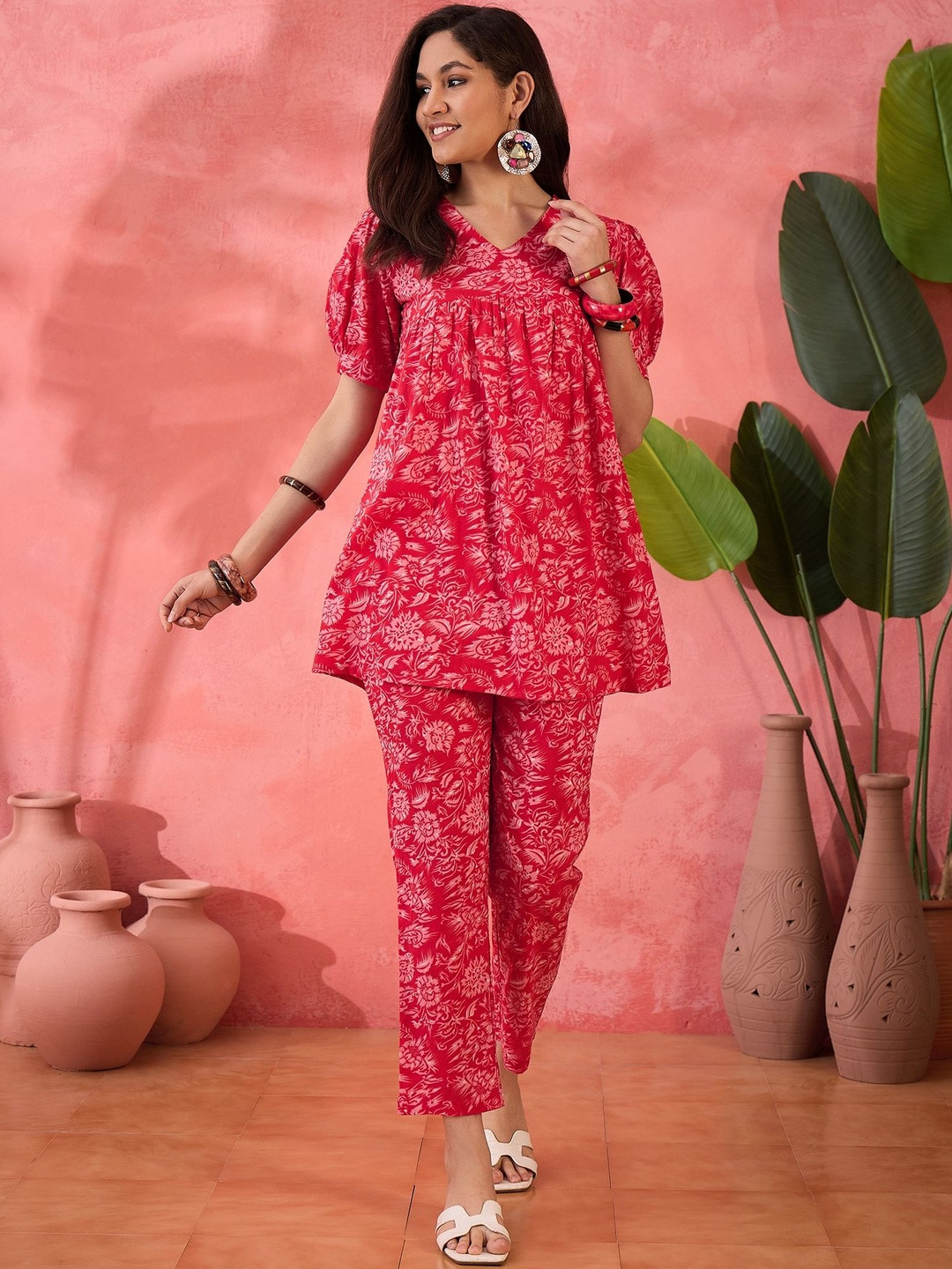 HERE&NOW Women Red Floral Printed V-Neck Puff Sleeves Cotton Tunic & Trouser Co-Ord Set