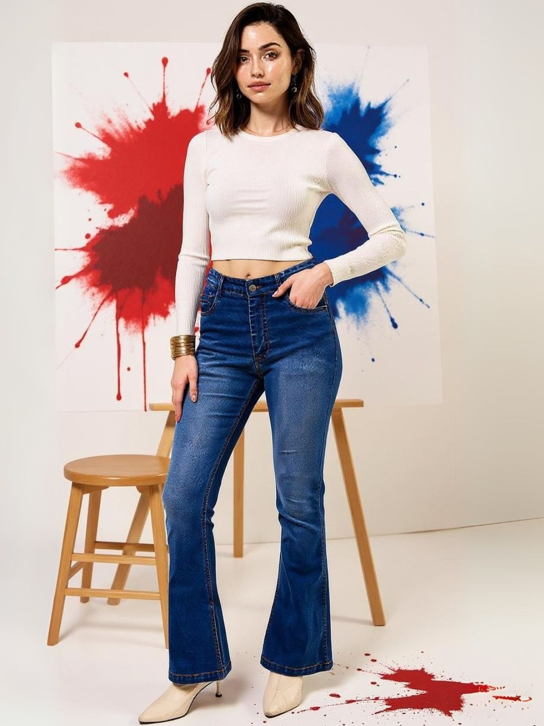 ZUMMER Women Flared Mid-Rise Light Fade Stretchable Jeans