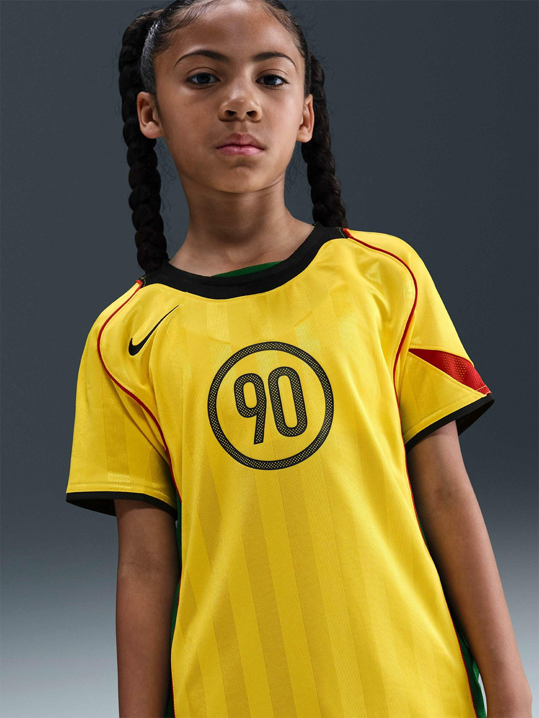 Nike Total 90 Older Kids' Dri-FIT Football T-shirt