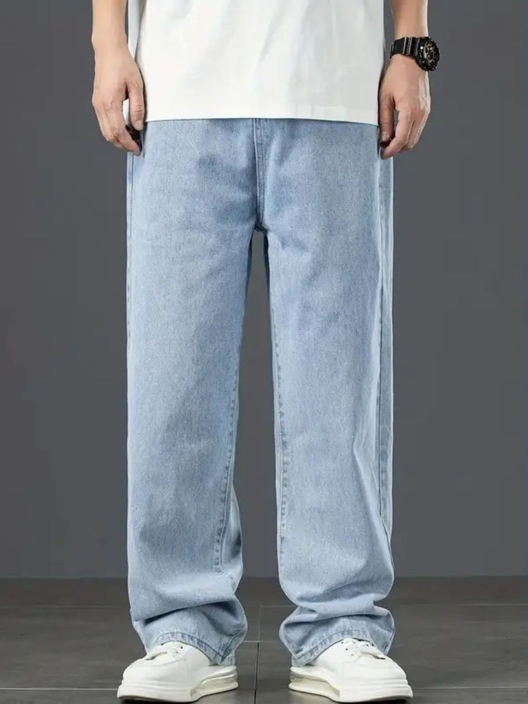 MaverIQ Men Classic Mid-Rise Light Fade Baggy Stretchable Jeans