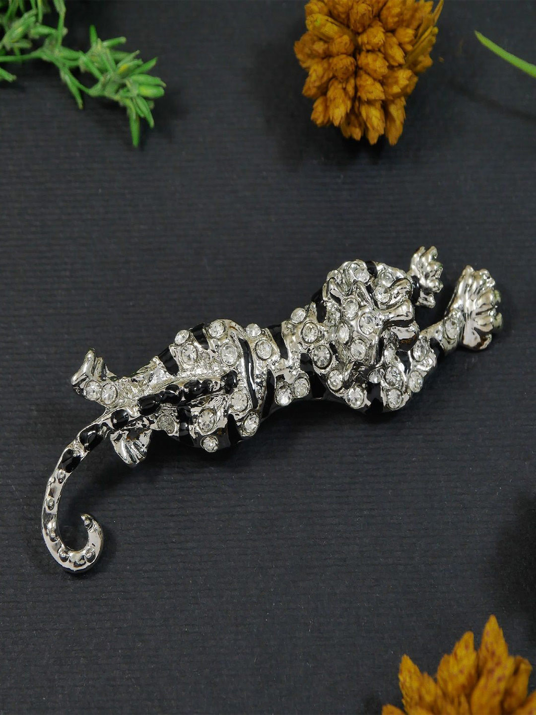 ADORN Unisex Rhinestones Studded Tiger Design Brooch