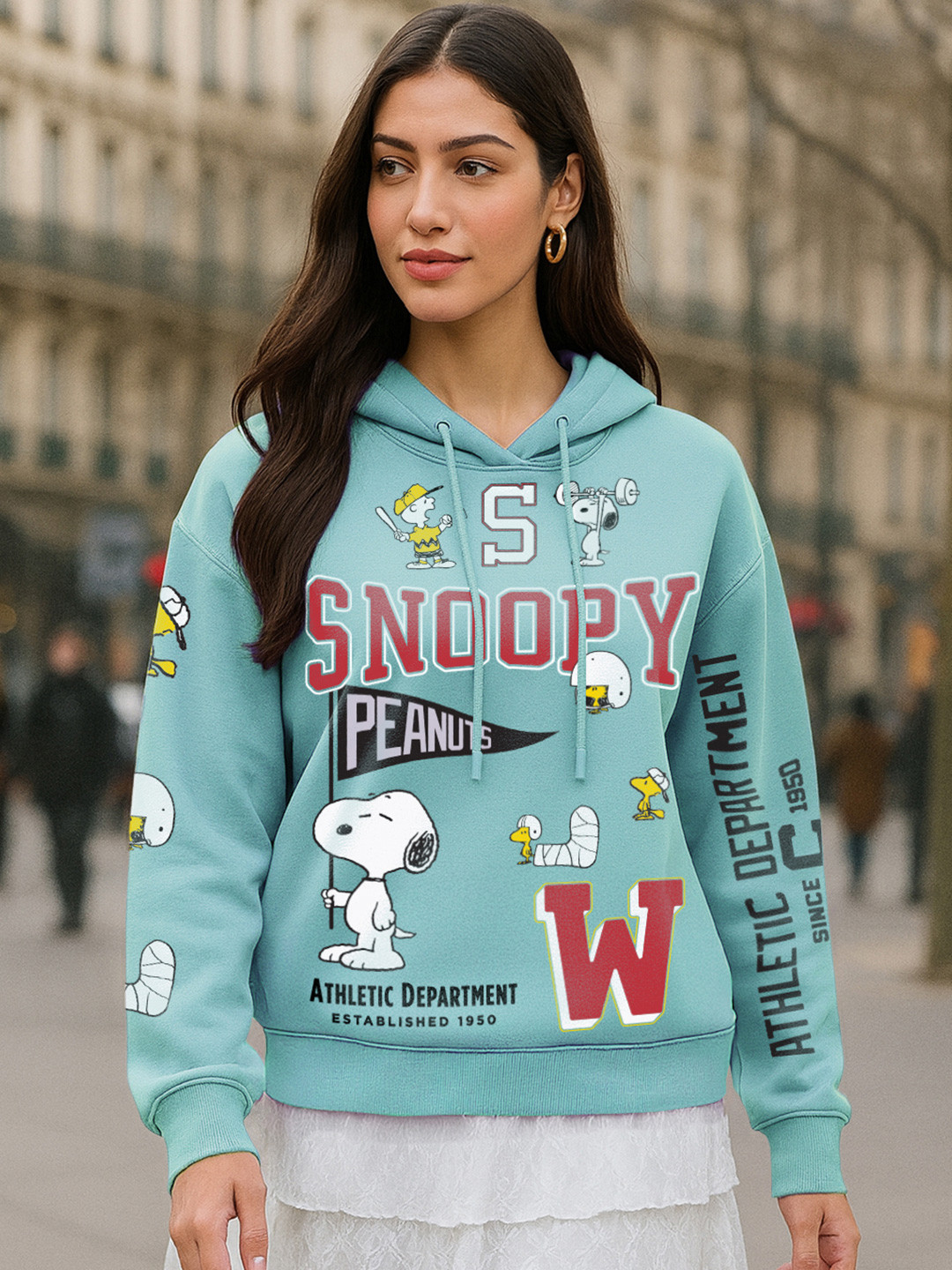 Bewakoof Official Peanuts Merchandise Women's Cyan Snoopy Graphic Printed Oversized Hoodies