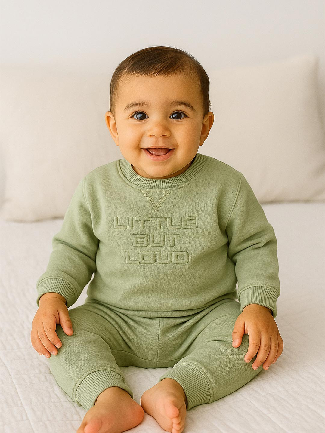 MeeMee Boys Typography Long Sleeves Round Neck Sweatshirt