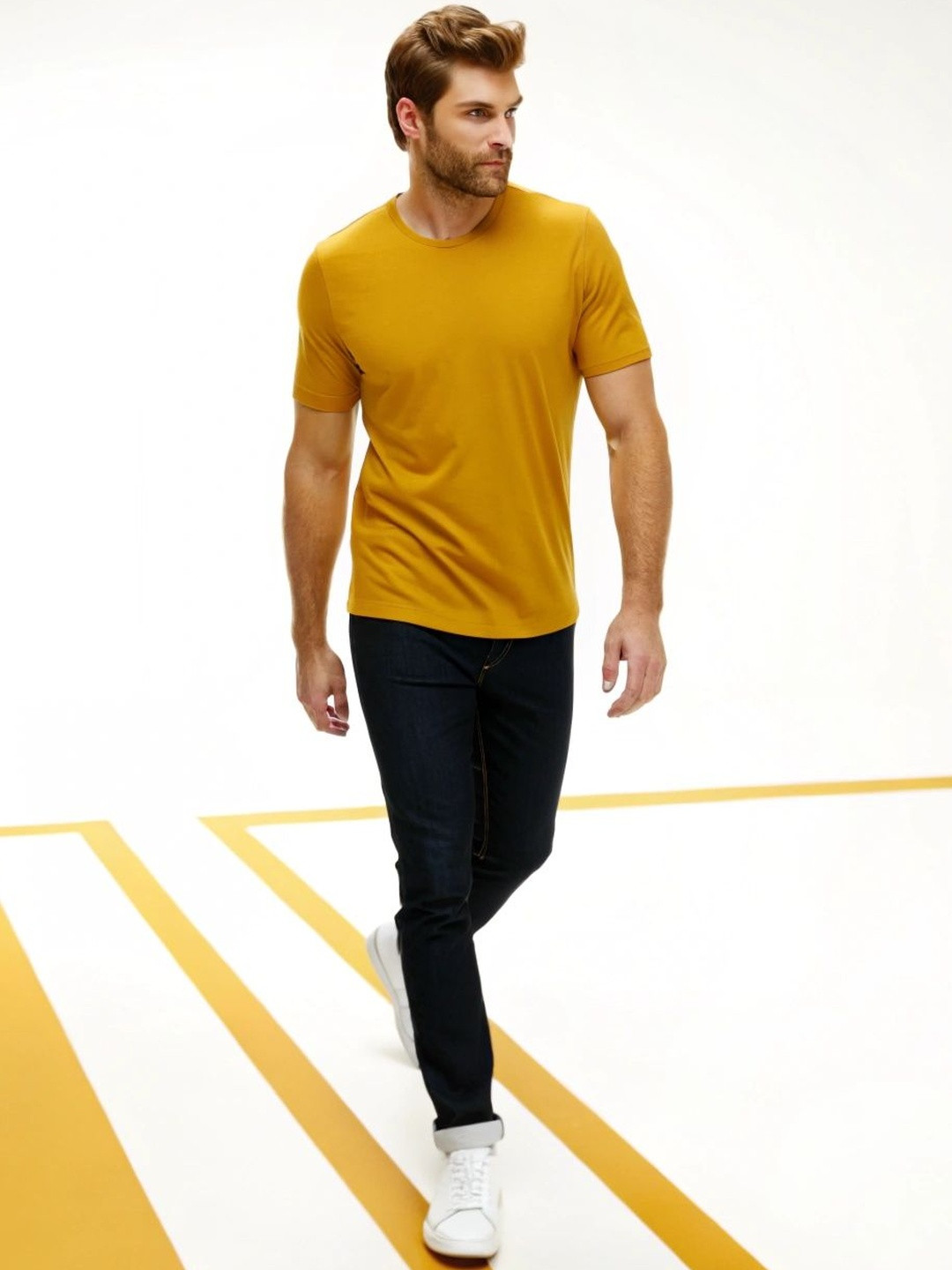 Moda Rapido Men Mustard Solid Round Neck Short Sleeves Cotton Causal T-shirt