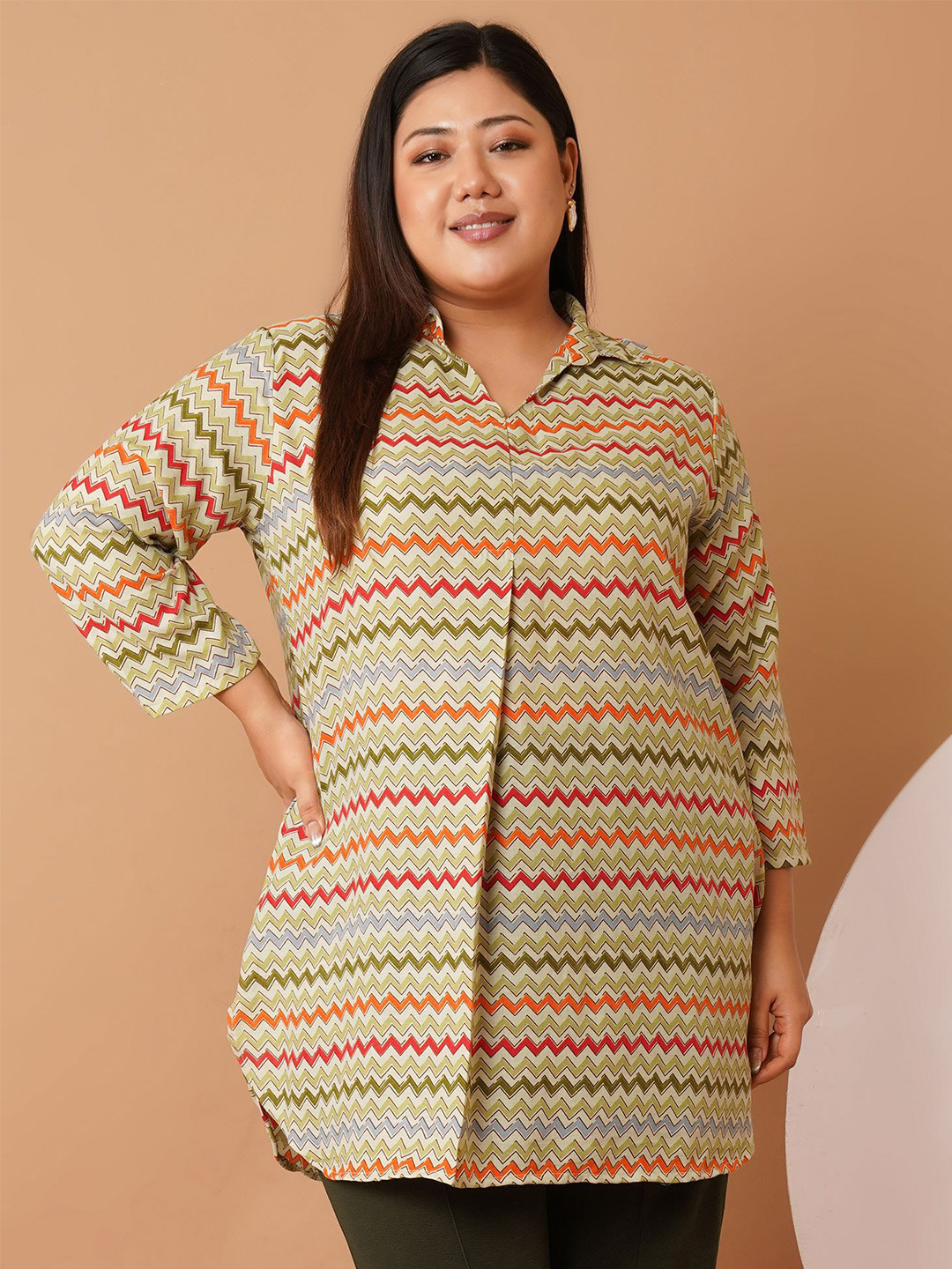U&F Beyond Plus Size Chevron Printed Shirt Style Longline Top