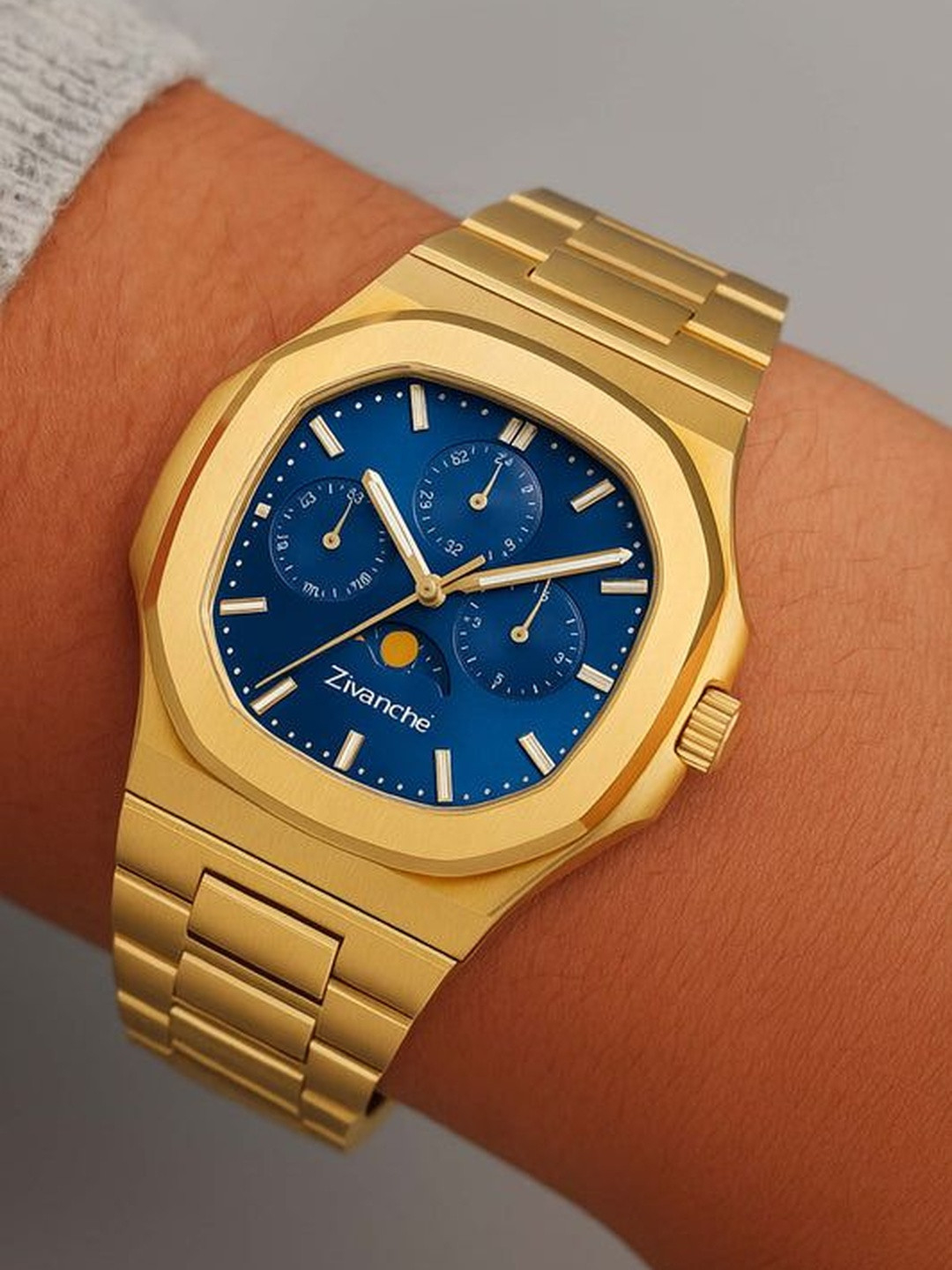 ZAADRAN Men Bracelet Style Straps Chronograph Automatic Watch Cosmo Golden Blue