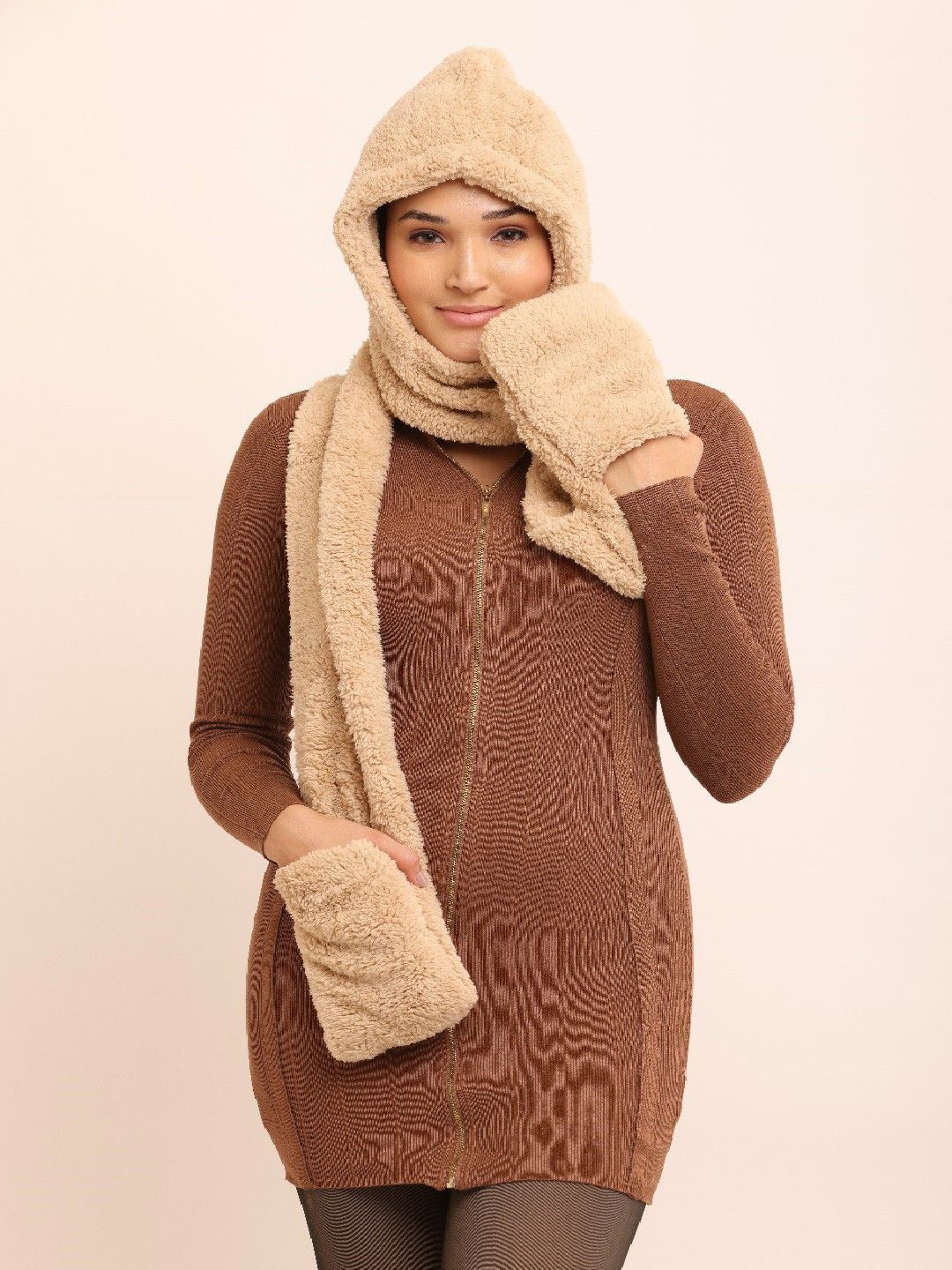 Poftik Women Self Design Winter Warm Woolen Scarf Cap