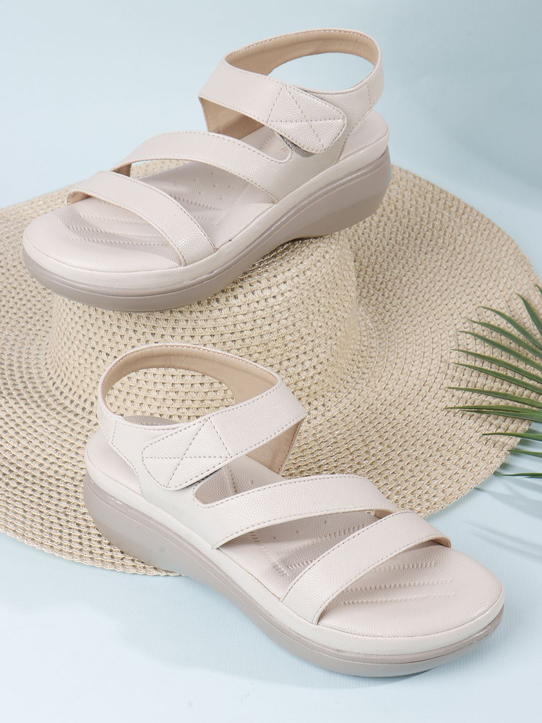 VENDOZ Women Platform Heel Sandals