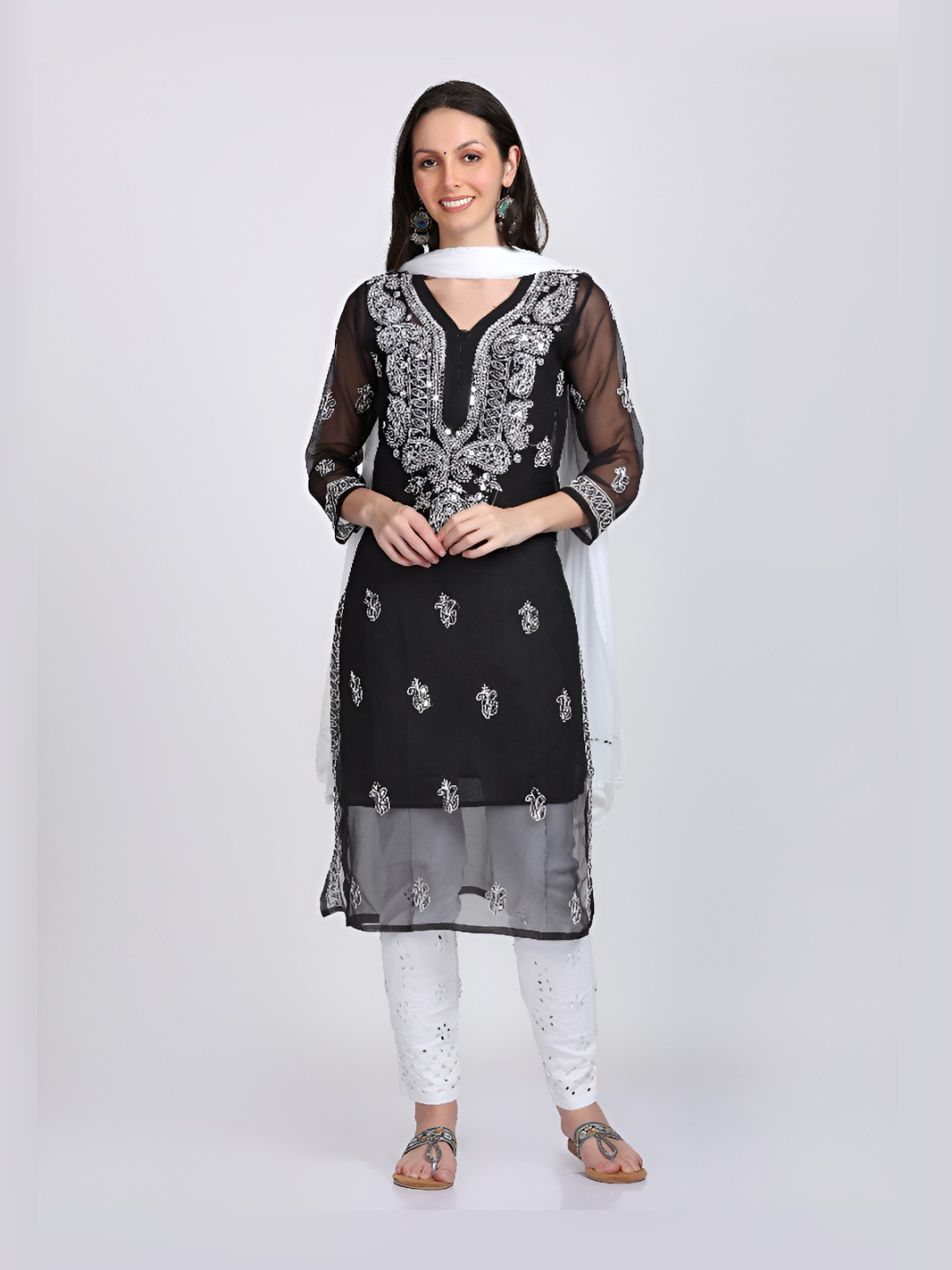 KHAKA Women Embroidered Regular Mirror Work Kurta & Trouser With Dupatta