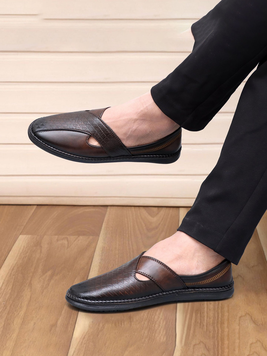 N N Creation Men Textured Leather Loafers Shoes