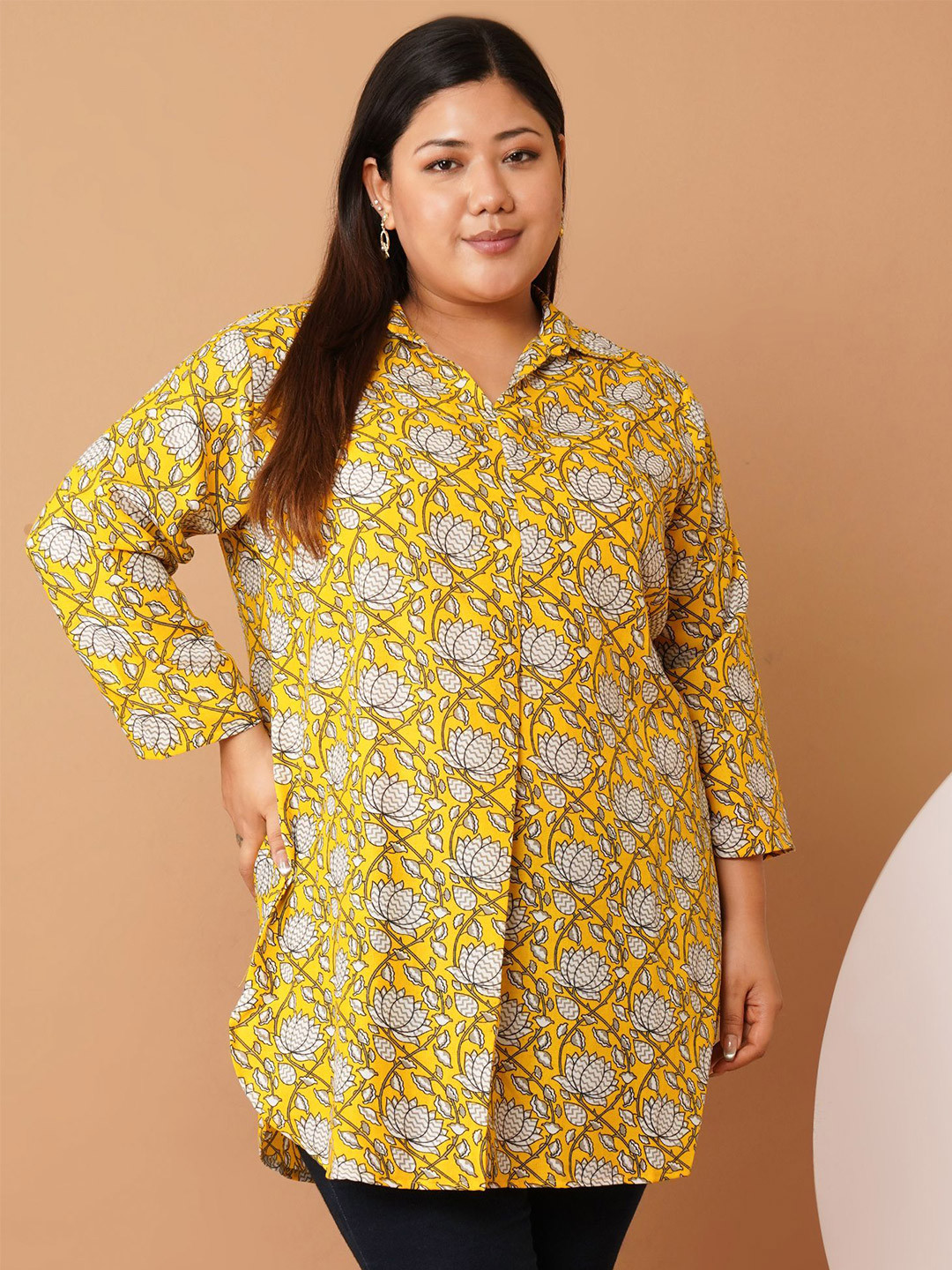 U&F Beyond Printed Shirt Style Top