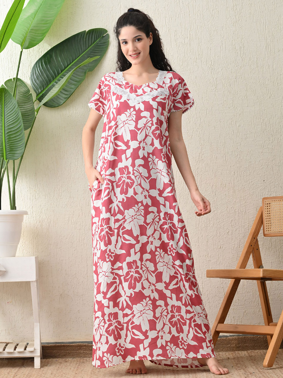 Ichaa Floral Printed Maxi Nightdress