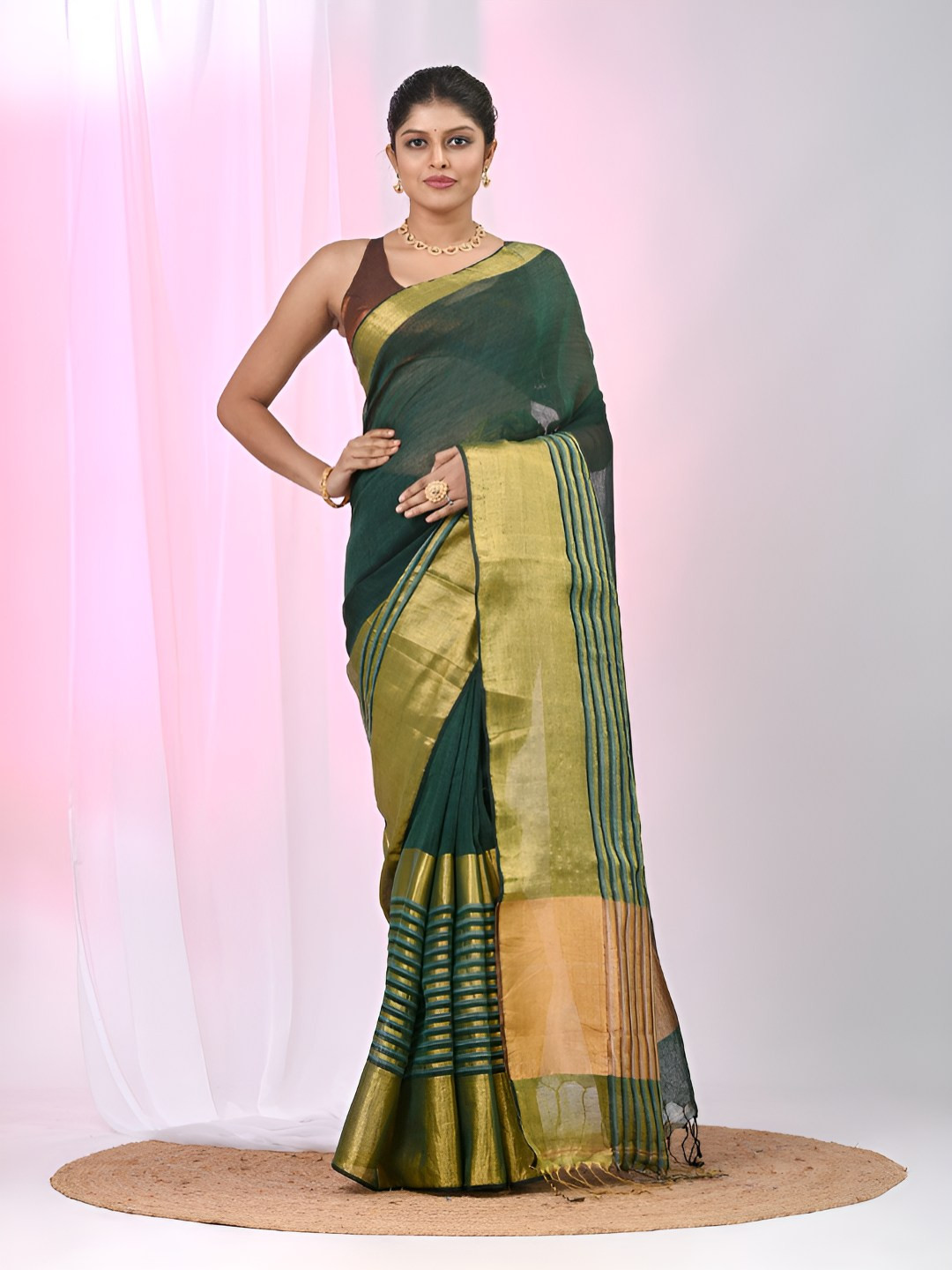 Charukriti Women Pure Linen Saree with Striped Borders And Unstitched Blouse Piece