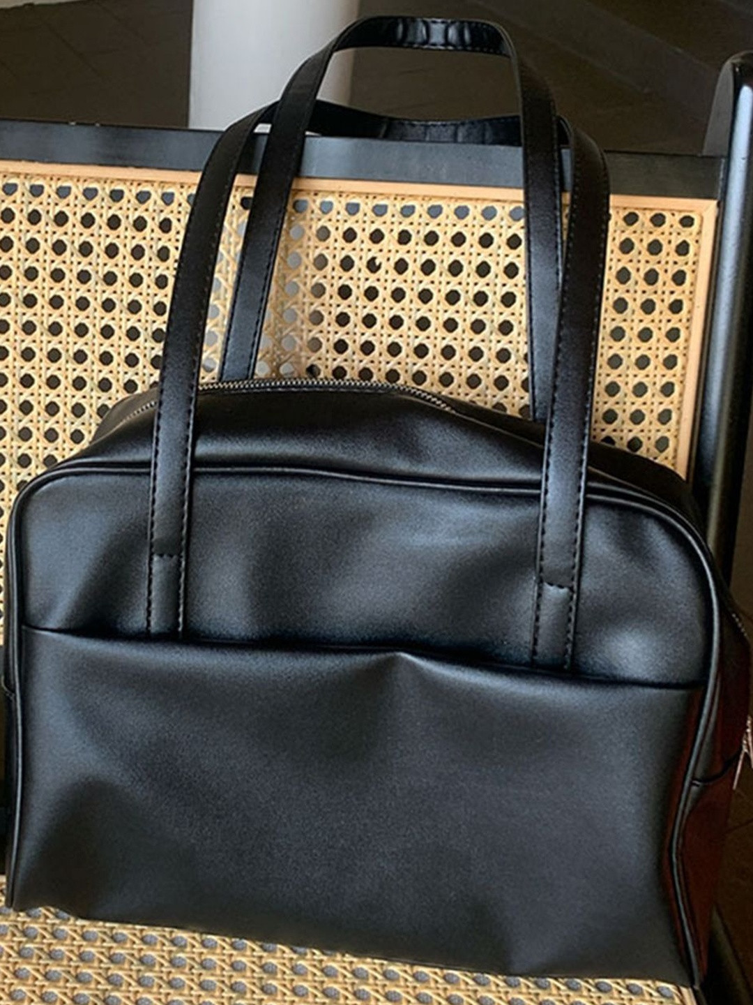 CORSICA Women  Black PU Leather Shoulder Bag