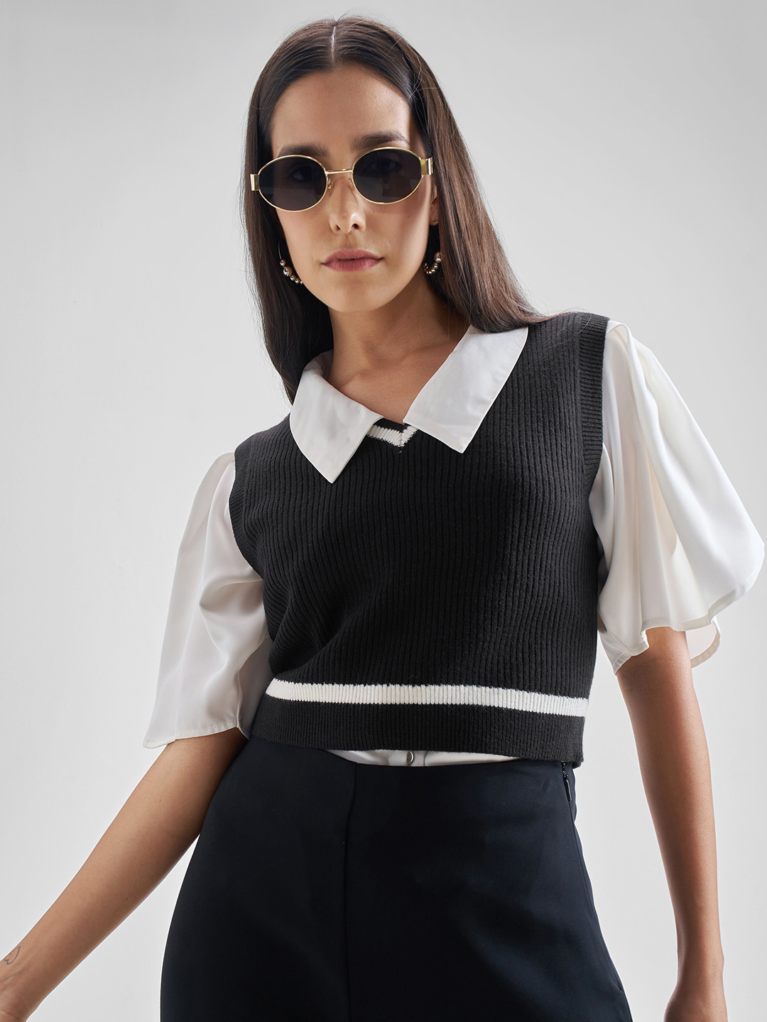 Tokyo Talkies Women Black & White Crop Sweater Vest