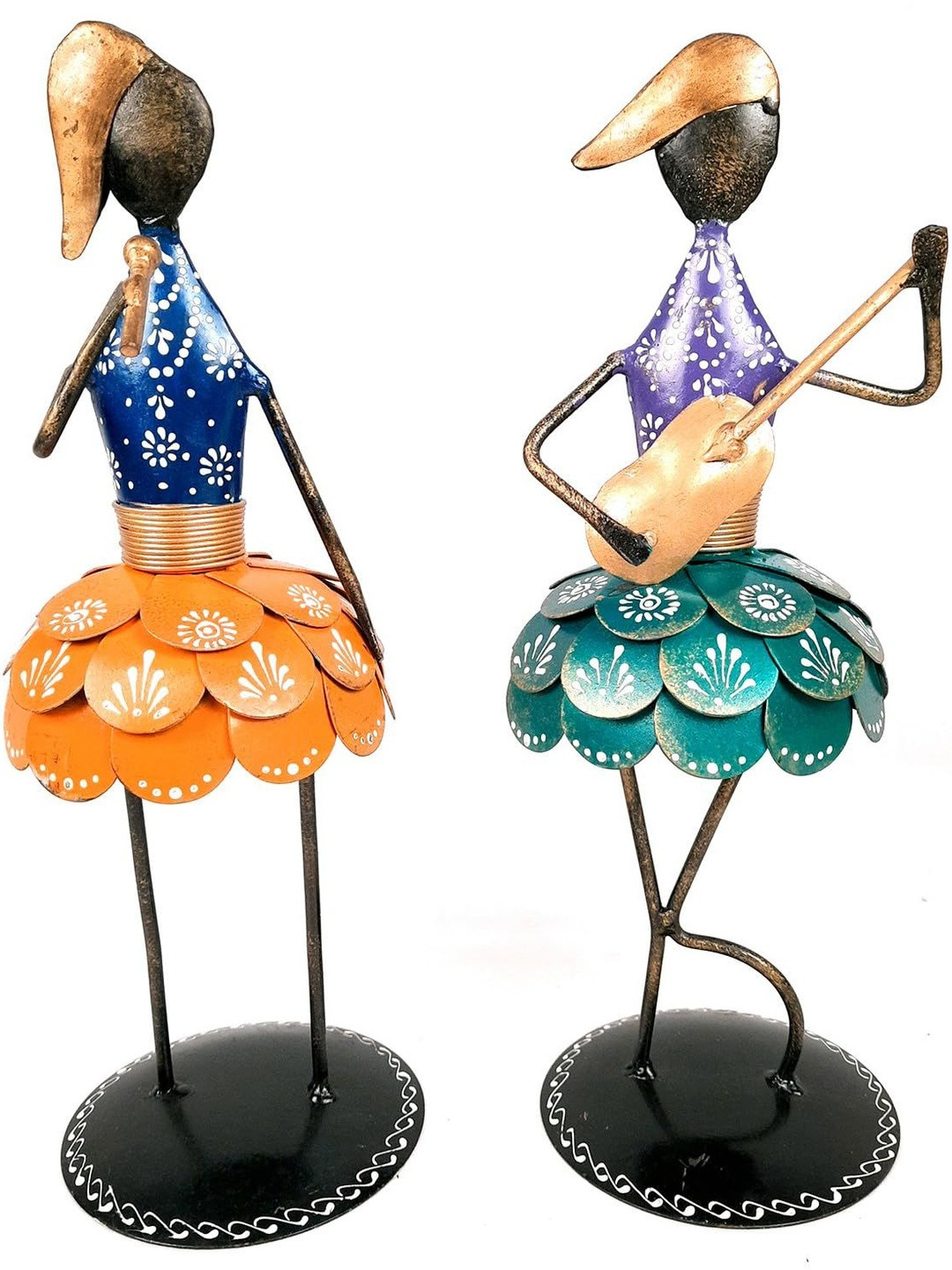 apka mart Hawaiian Musicians Singing & Playing Guitar Showpiece