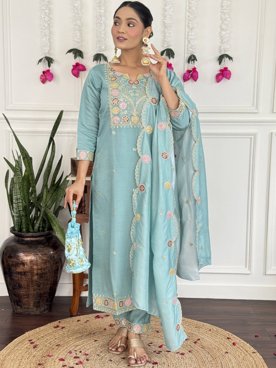 SUPPAR SLEAVE Women Ethnic Motifs Embroidered Kurta Set