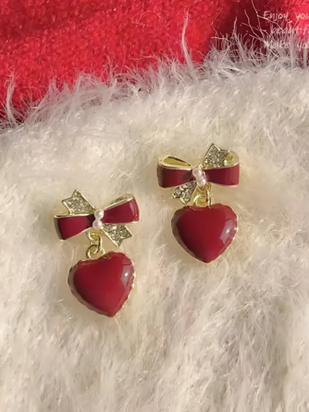 Rod Takes Gold-Plated Artificial Stones Studded Heart Shaped Drop Earrings