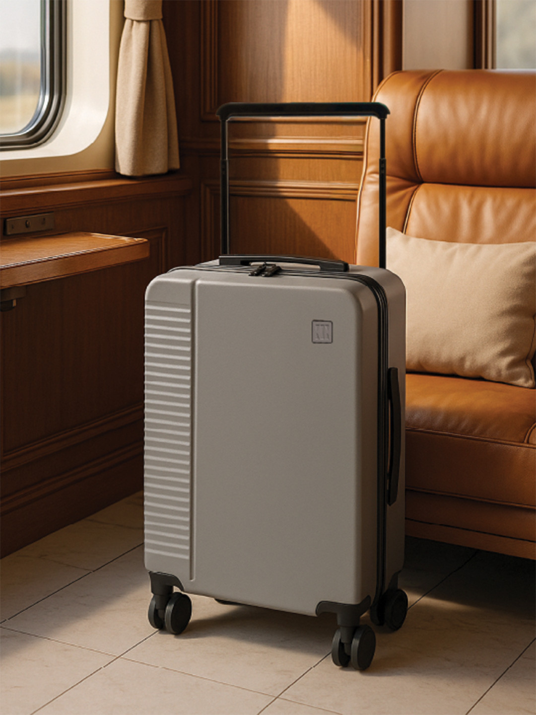 Icon Signature Textured Hard-Sided Cabin Trolley Bag