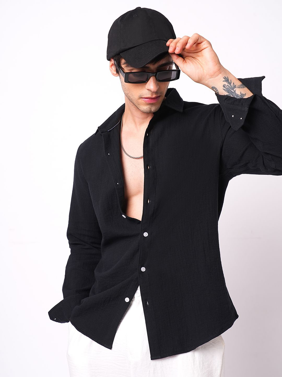 VASTRADO Classic Eternal Midnight Slim Fit Cotton Casual Shirt