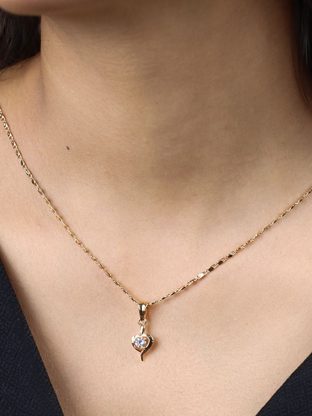 GARNISHA  Gold-Plated Sharp Heart Pendant Chain