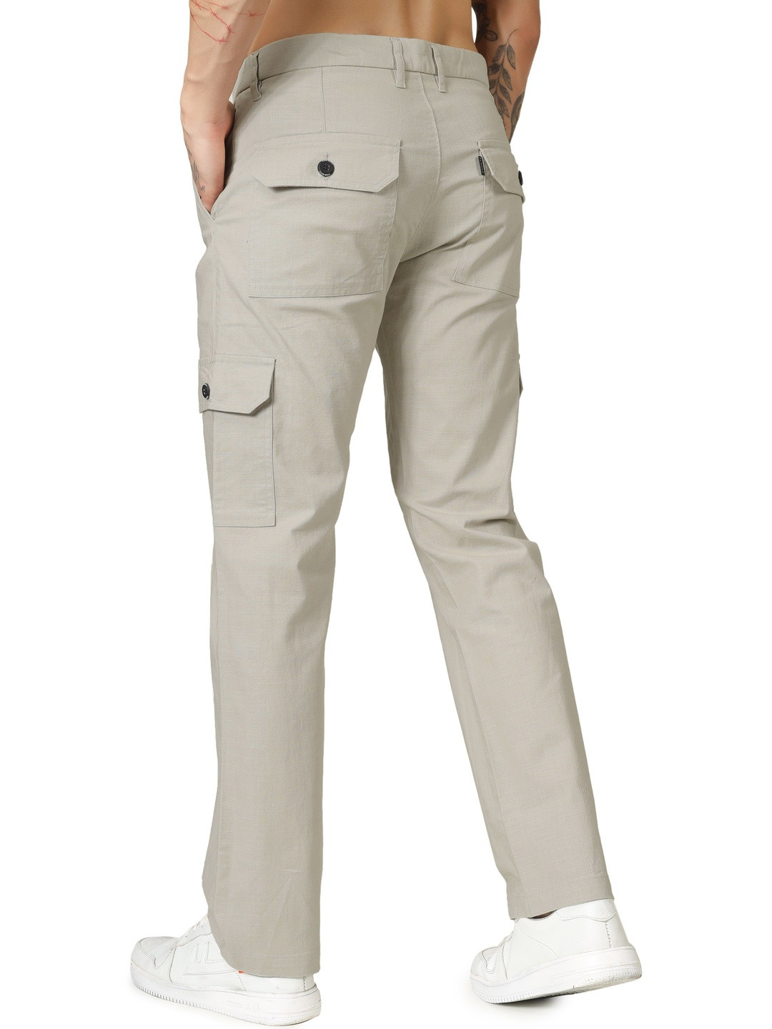 FLAKED Men Smart Relaxed Fit Mid-Rise Cargos Trousers
