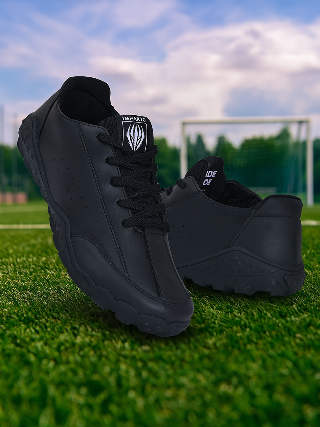 IMPAKTO Men Lace Up Barefoot Shoes