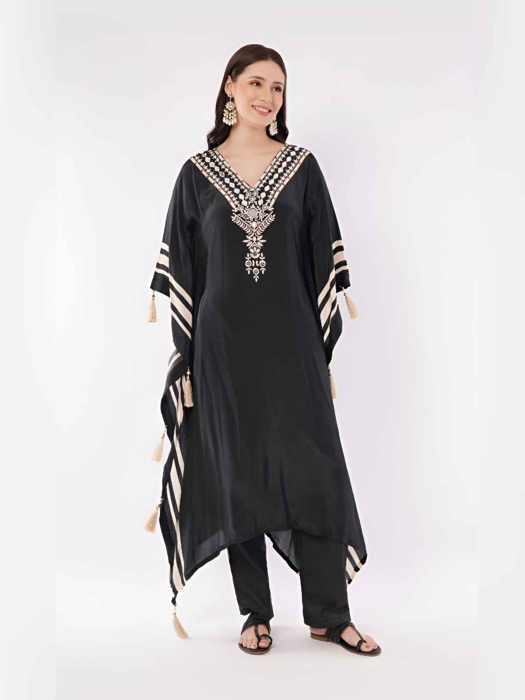 TRUE SISTERS Women Ethnic Motifs Embroidered Mirror Work Kaftan Kurta with Trousers