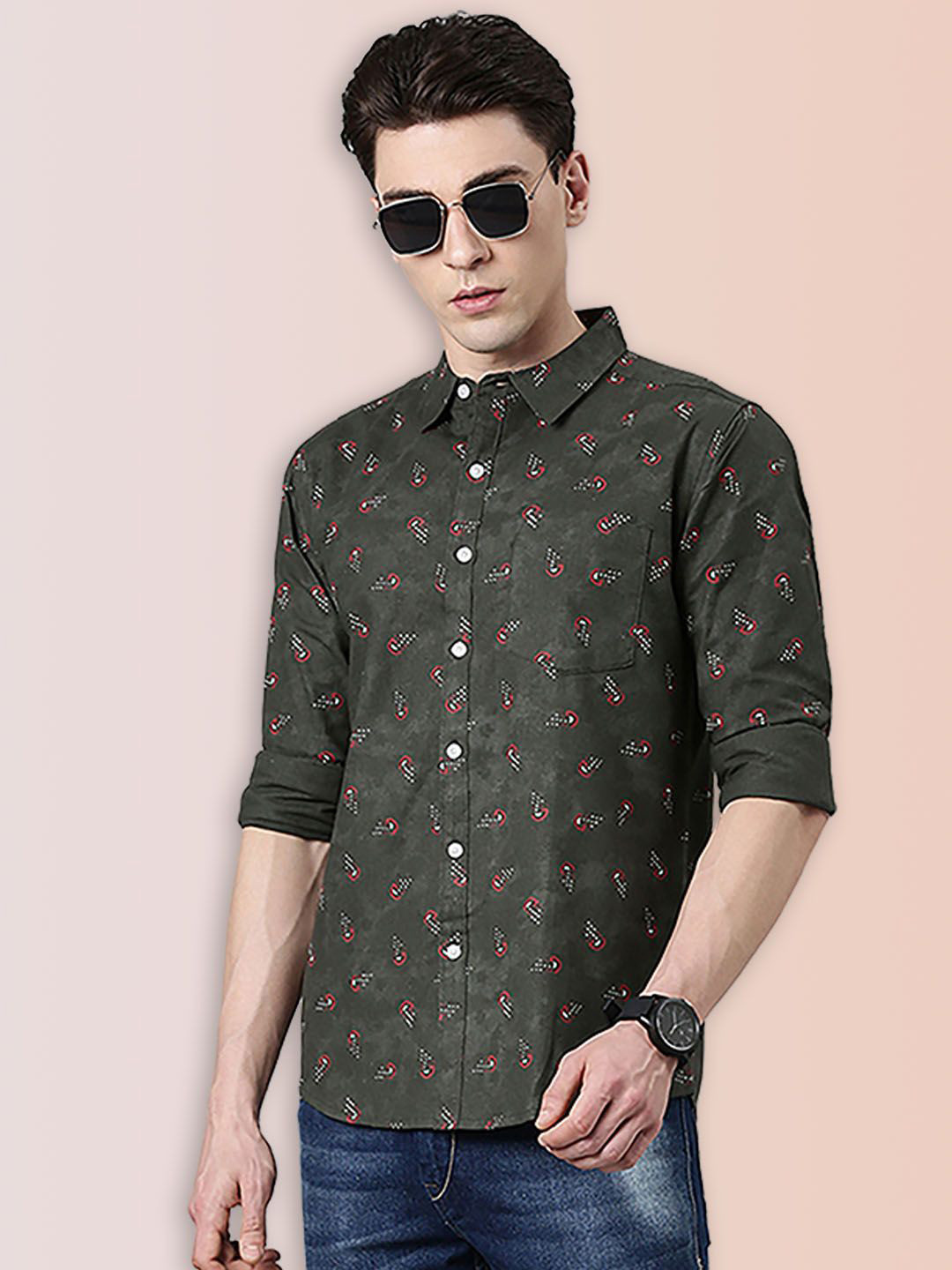 Broon Conversational Printed Cutaway Collar Cotton Regular Fit Casual Shirt