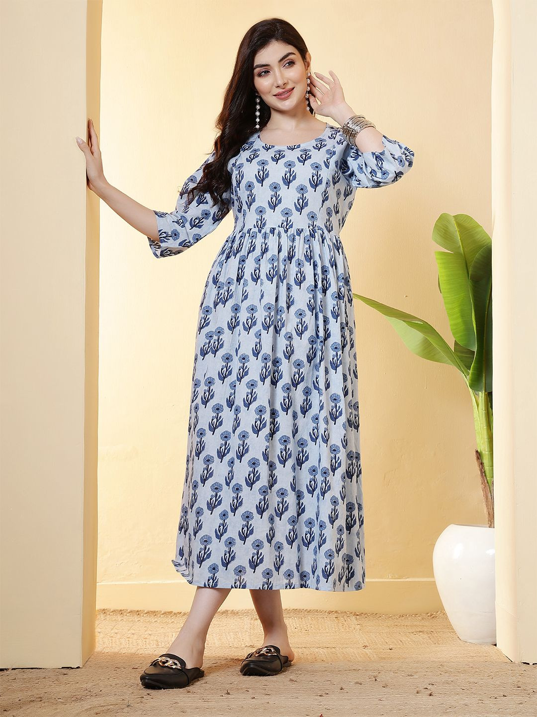 Nayo Women Printed Cotton Fit & Flare Midi Dress