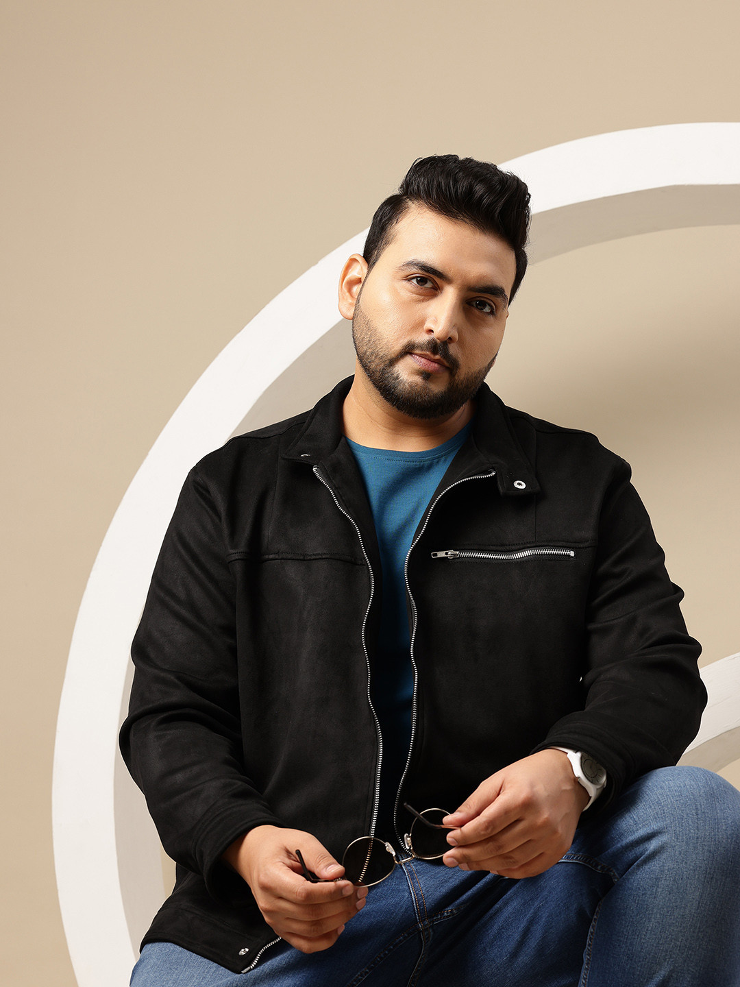 Sztori Plus Size Velvet Finish Mock Collar Tailored Jacket