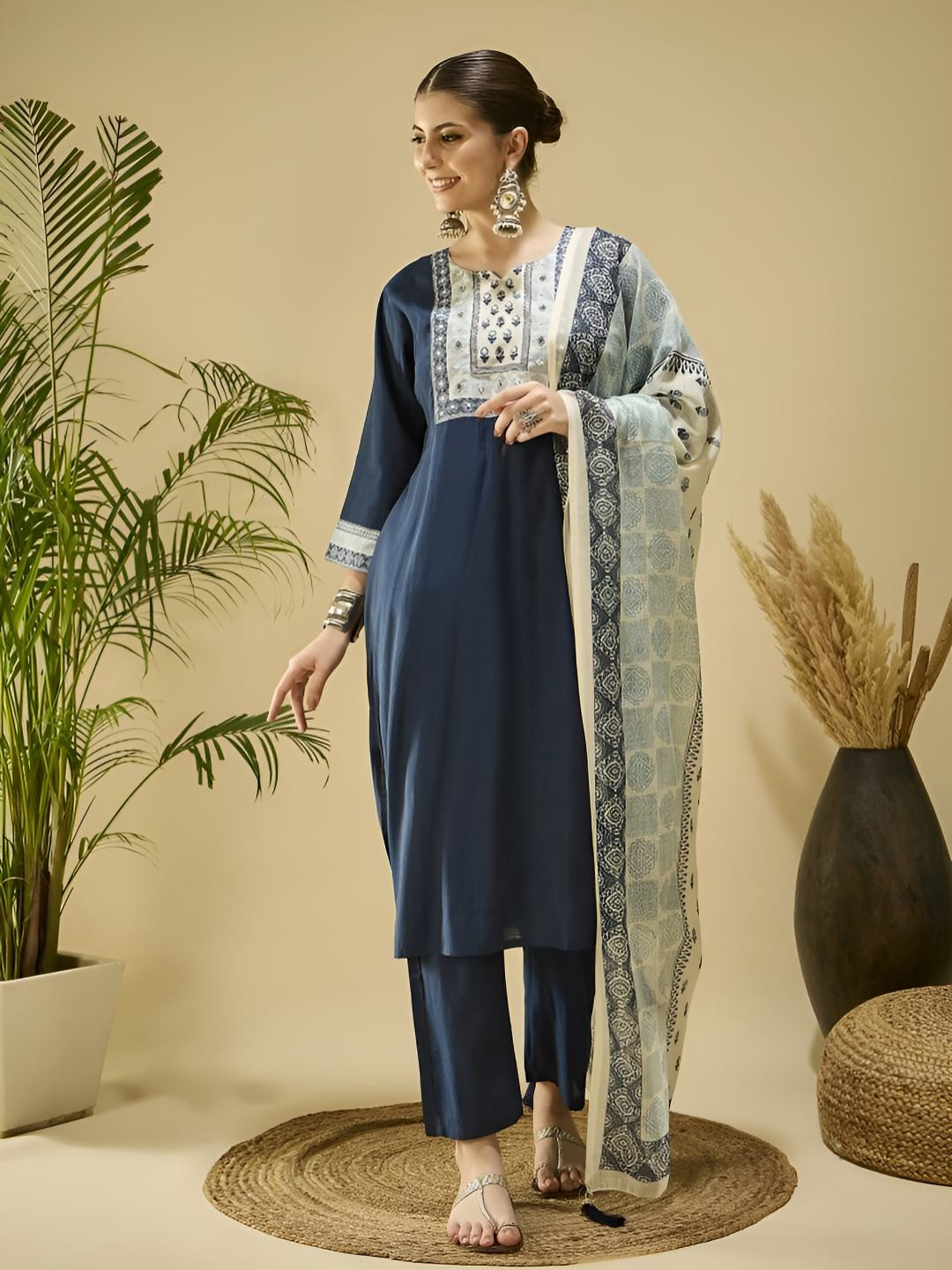Banwaree Women Ethnic Motifs Embroidered Kurta with Trousers & Dupatta