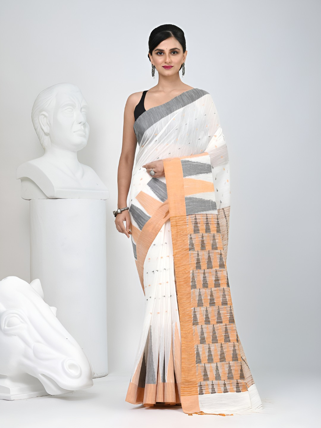 Charukriti Woven Design Pure Cotton Saree  with Geometric Motif and Bright Hues