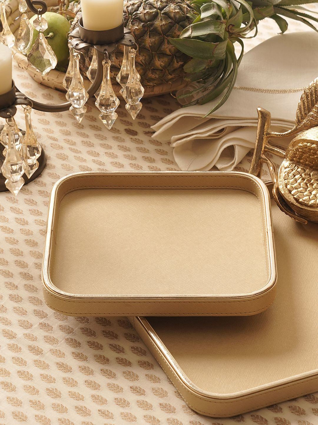 Pure Home and Living Gold-Toned Faux Leather Round Edge Food Platter
