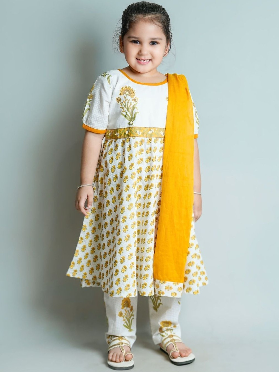 Sangria Girls Embroidered Mustard & White Floral Print Kurti Pyjama With Duppata