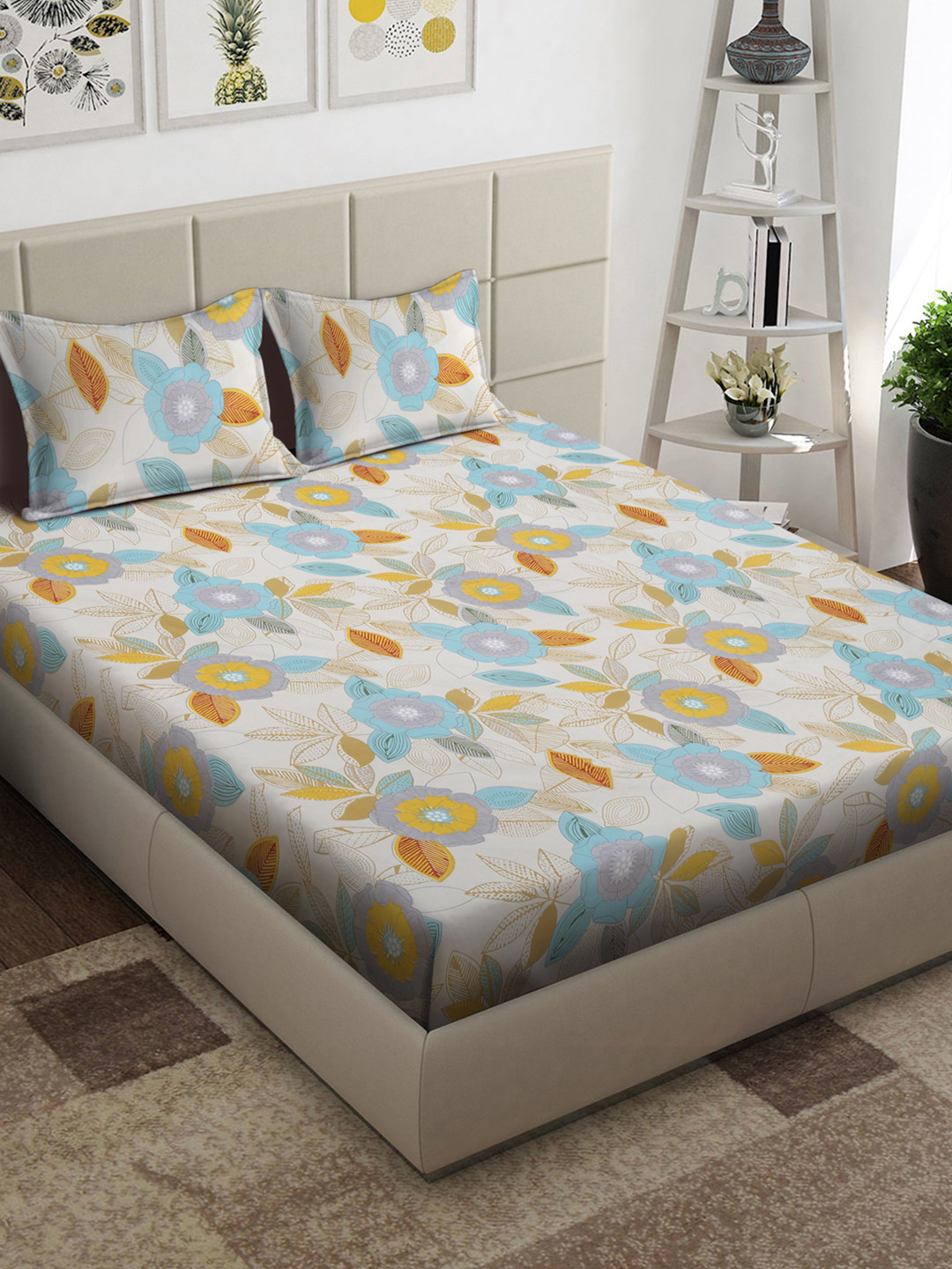 Aura White Printed Duvet Cover With 2 Pillow Covers