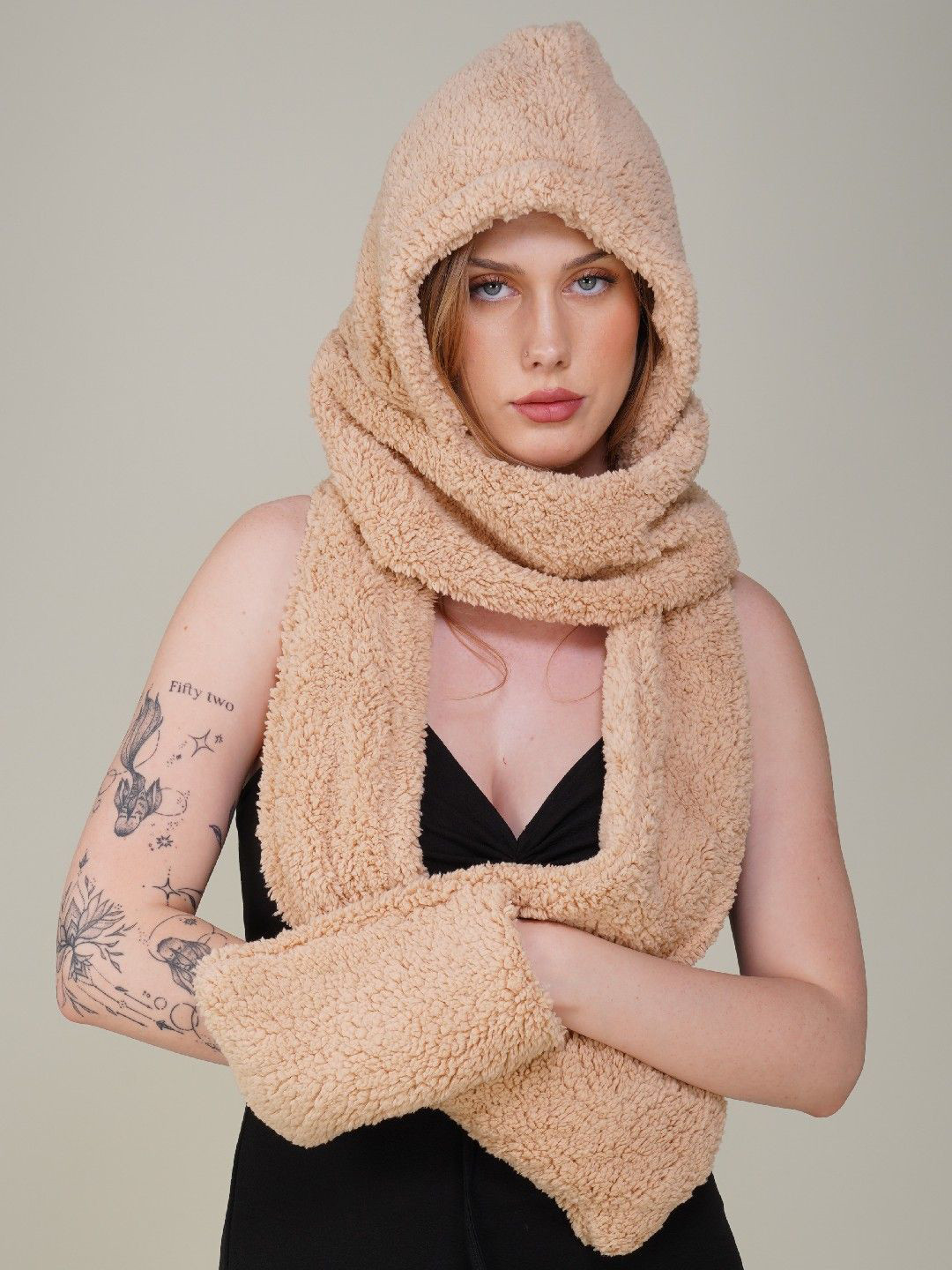 1TO FINITY Women Self Design Woollen Winter Warm Cap Scarf Ear Cap & Glove
