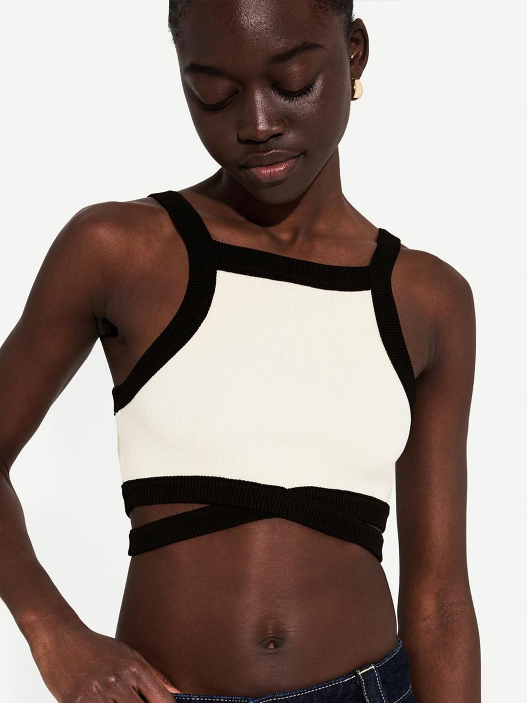 Bershka Women Colourblocked Styled Back Top
