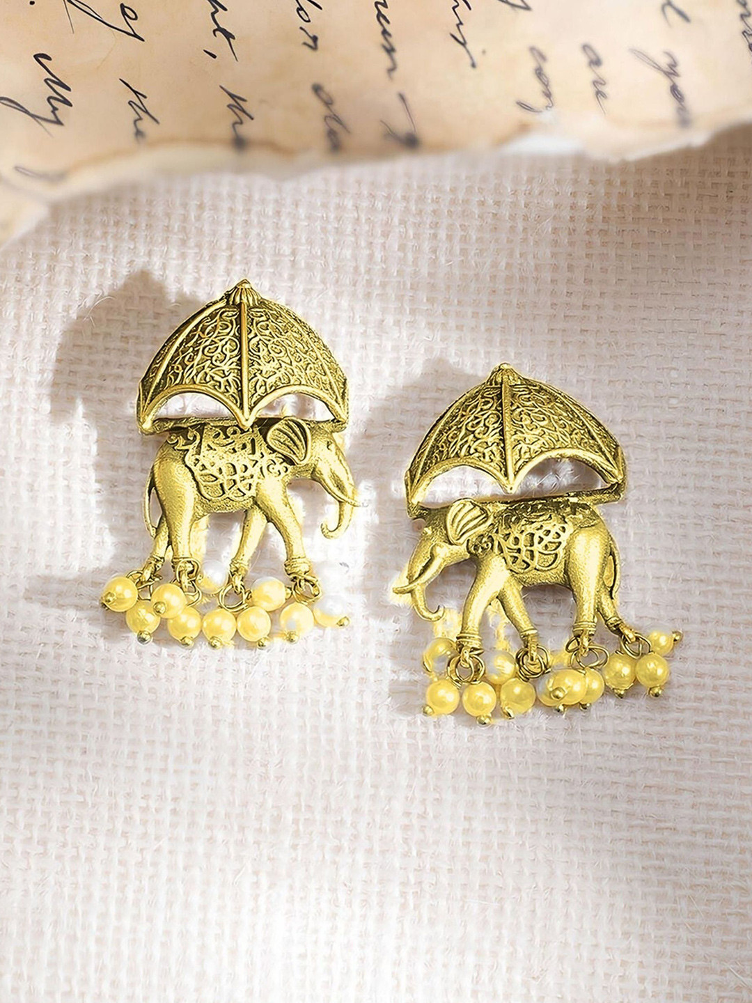 ORANGENYSHA Gold-Plated Pearls Beaded Antique Animal Shaped Studs