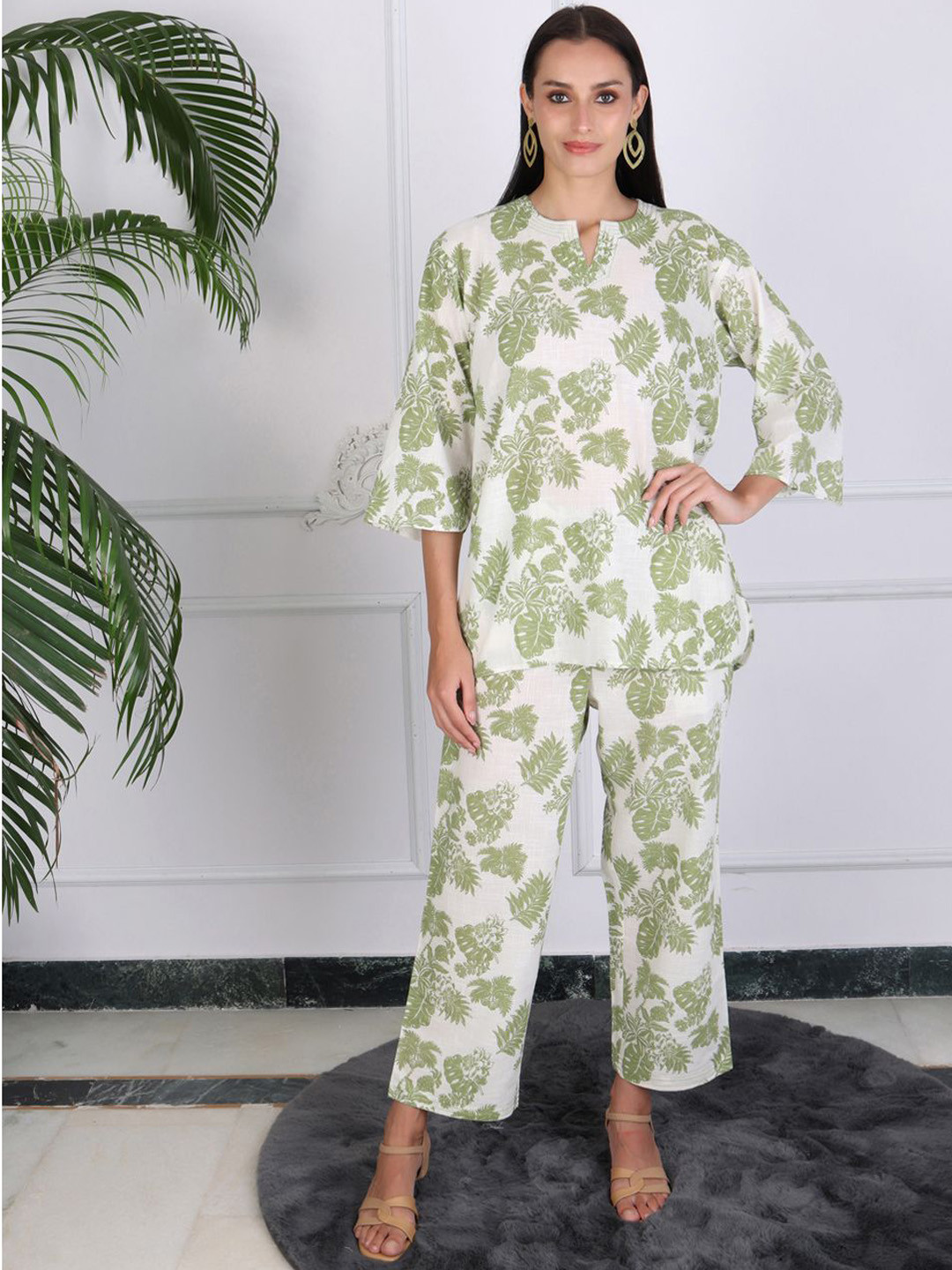 IZAAFA Floral Printed Pure Cotton V Neck Pure Cotton Top With Trousers Co-Ords Set