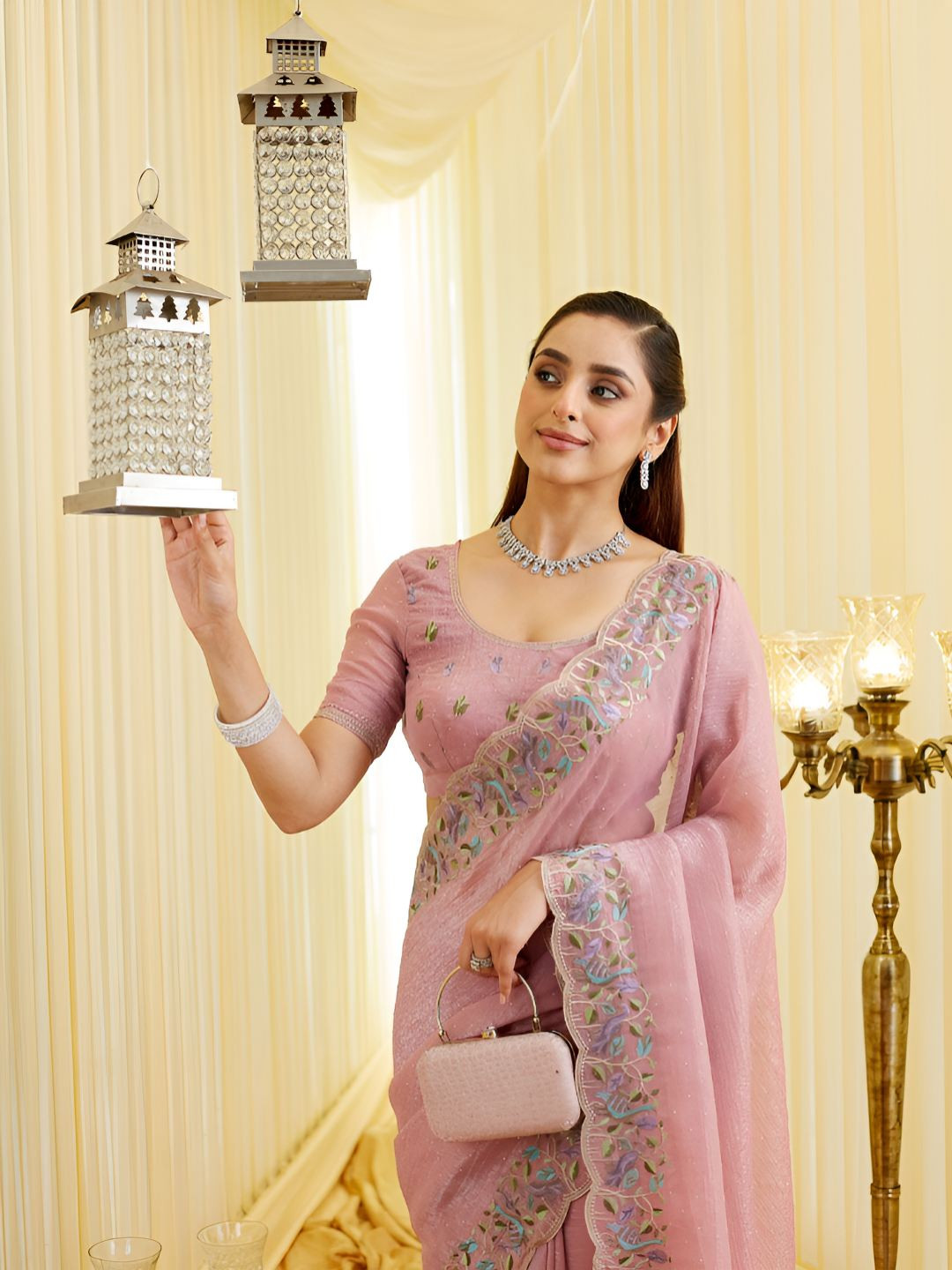 kasee Women Ethnic Motifs Embroidered Sarees