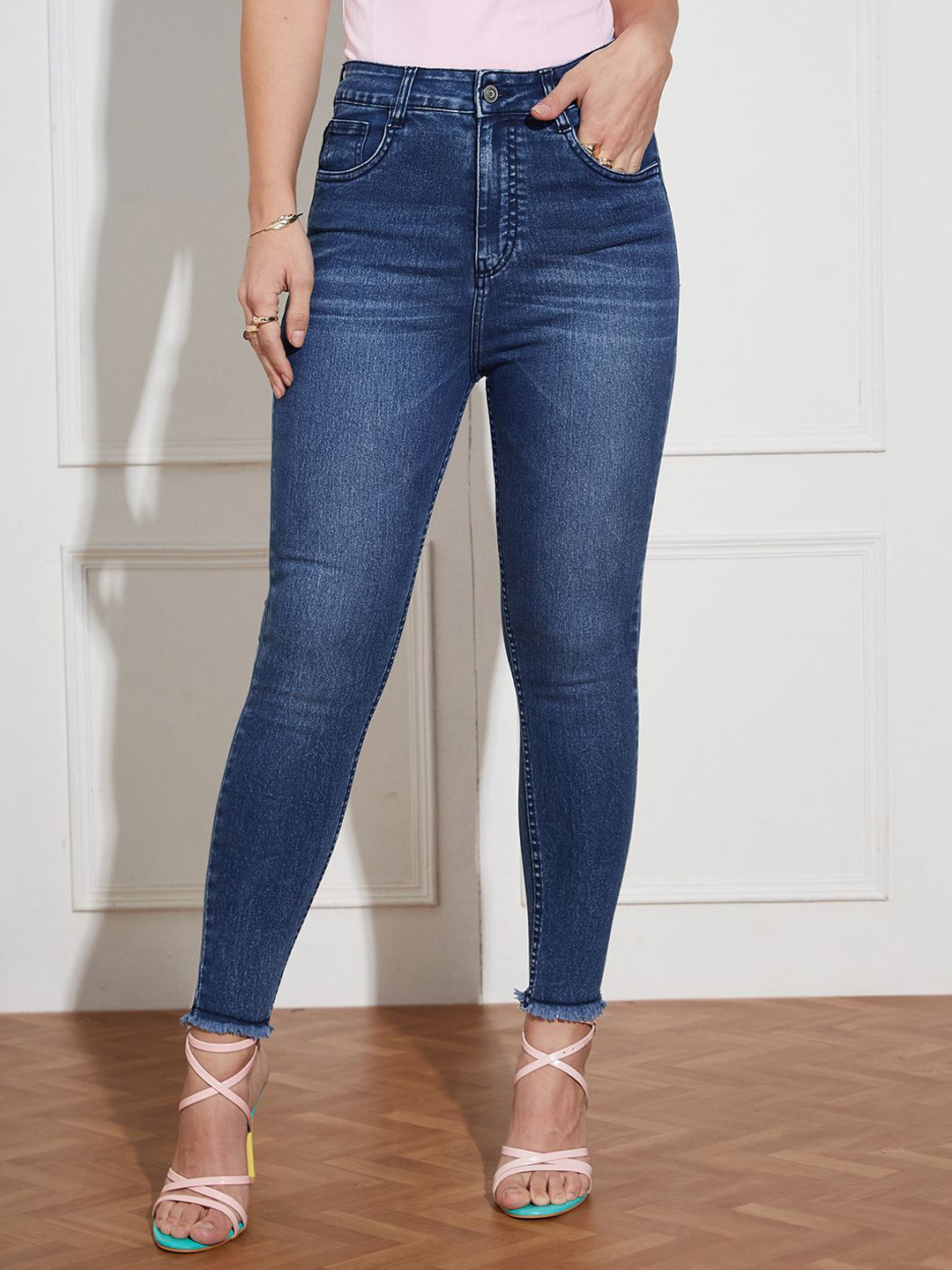 Miss Chase Women Wolves Left Me Skinny Fit High-Rise Heavy Fade Denim Jeans