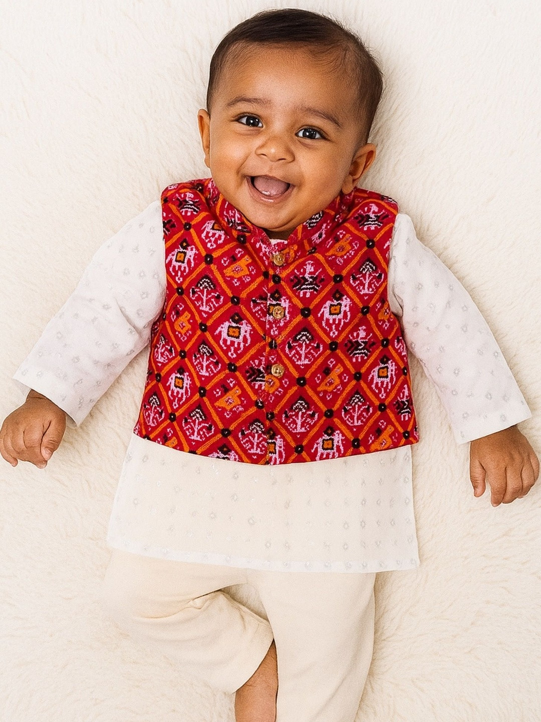 Sangria Boys Printed Regular Pure Silk Kurta & Trousers with Patola Bandi