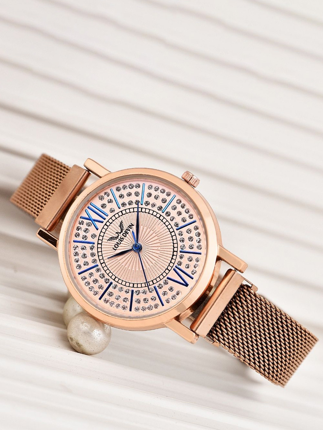 LOUIS DEVIN Women Dial & Stainless Steel Textured Straps Analogue Watch LD-RG194-RG.